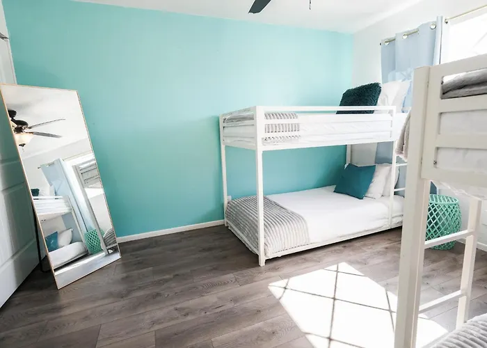 Old Town Resort, Pool, Game Room, Sleeps 12 *