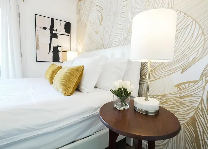 Old Town Resort, Pool, Game Room, Sleeps 12 * Scottsdale