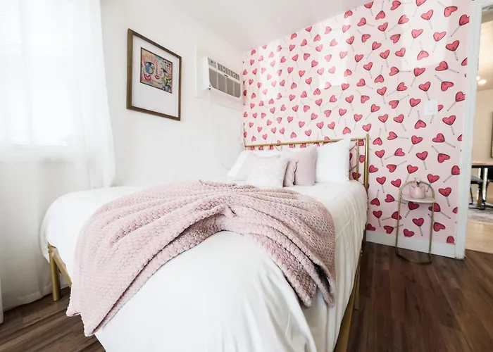 Old Town Resort, Pool, Game Room, Sleeps 12 Villa