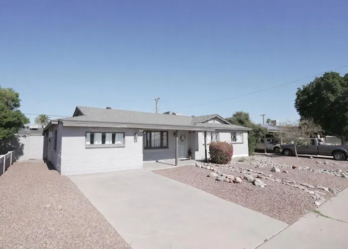 Old Town Resort, Pool, Game Room, Sleeps 12 Scottsdale